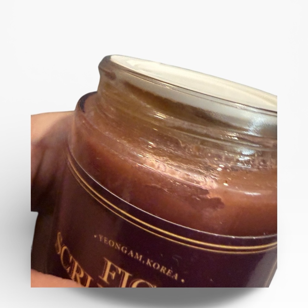 Fig Scrub Mask - Brown - Picture 7 of 9